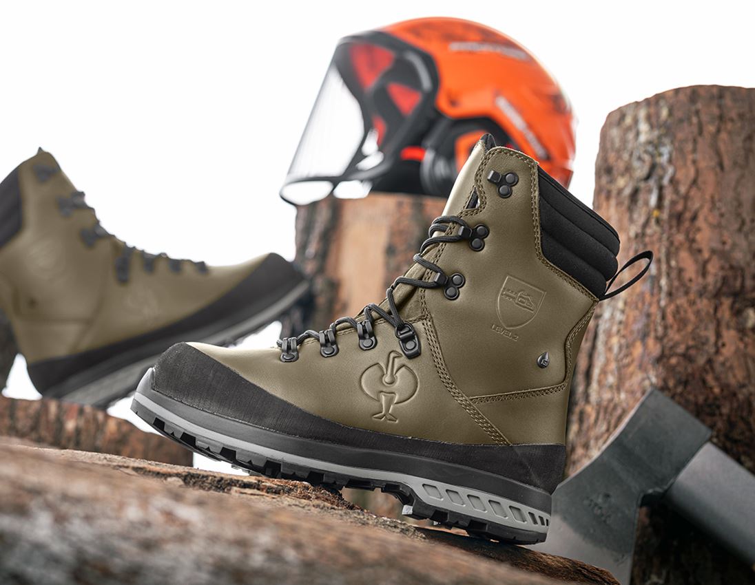 S2: e.s. S2 Chaussures de sécurité de forestier Triton + vert boue
