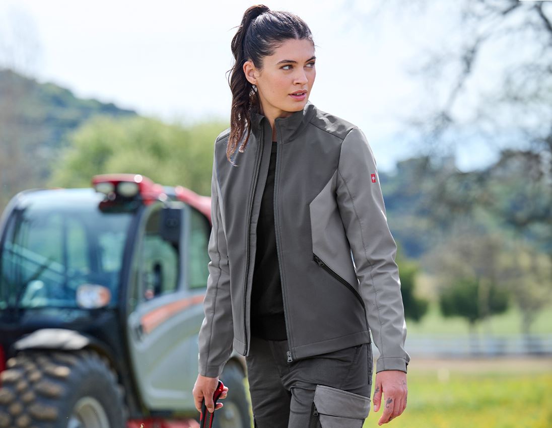 Bekleidung: Softshelljacke e.s.trail pure, Damen + carbongrau/basaltgrau 1