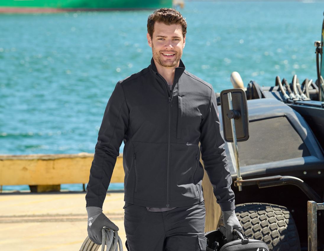 Bekleidung: Softshelljacke e.s.trail pure + schwarz