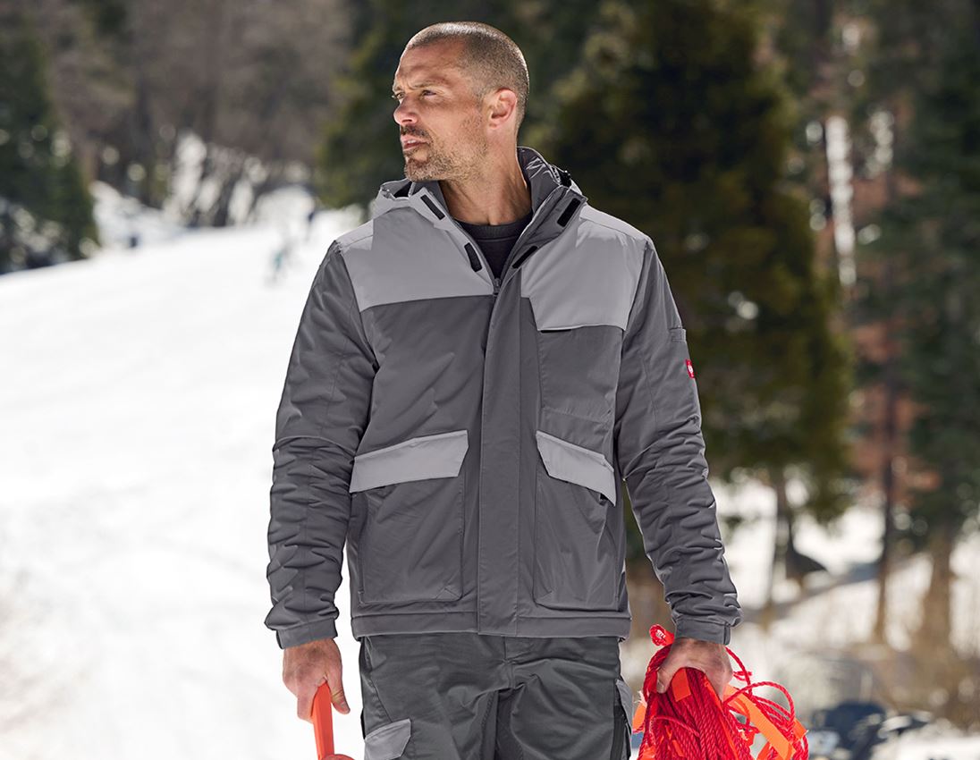 Bekleidung: Winterjacke e.s.trail pure + carbongrau/basaltgrau