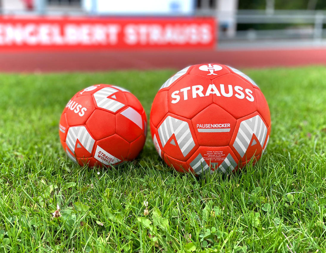 Accessoires: STRAUSS Fußball + red 5