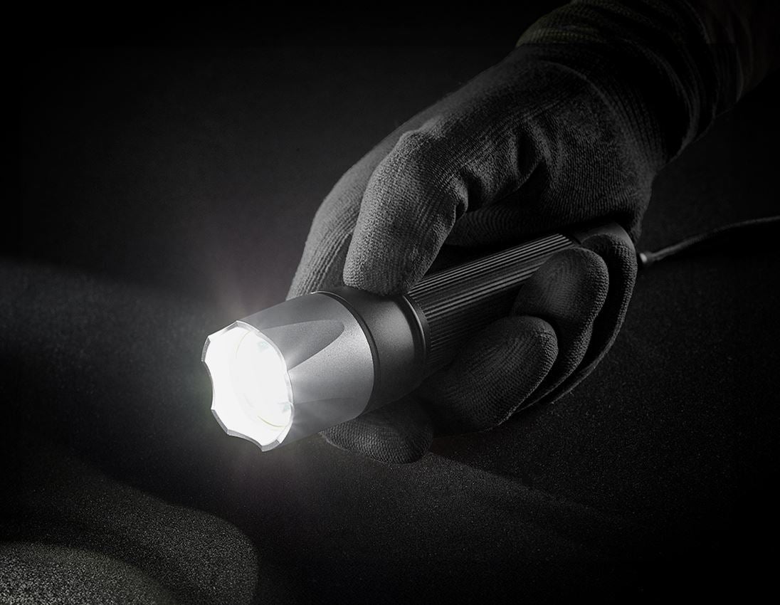 Lampes | Eclairages: e.s. Lampe-torche LED FL5+ 1