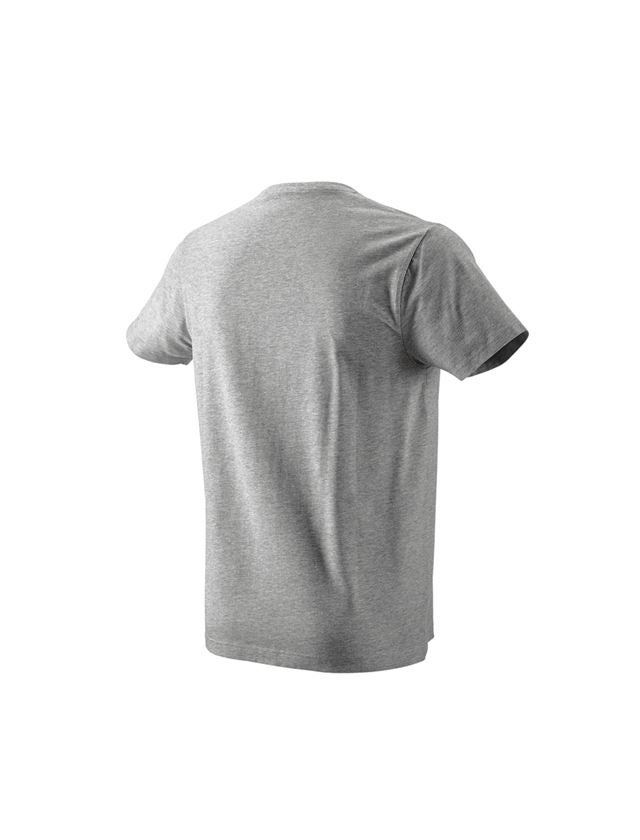 Hauts: e.s. T-Shirt 1908 + gris mélange/blanc 1