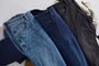 Die e.s. Winter Stretch-Jeans gibt es in den Farben blackwashed, darkwashed und stonewashed. Foto: Engelbert Strauss