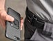 Mit dem Phone Holder e.s.tool concept ist das Handy immer griffbereit. Foto: Engelbert Strauss